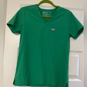 FIGS LIMITED EDITION fionlite Catarina scrub top safety green size XS